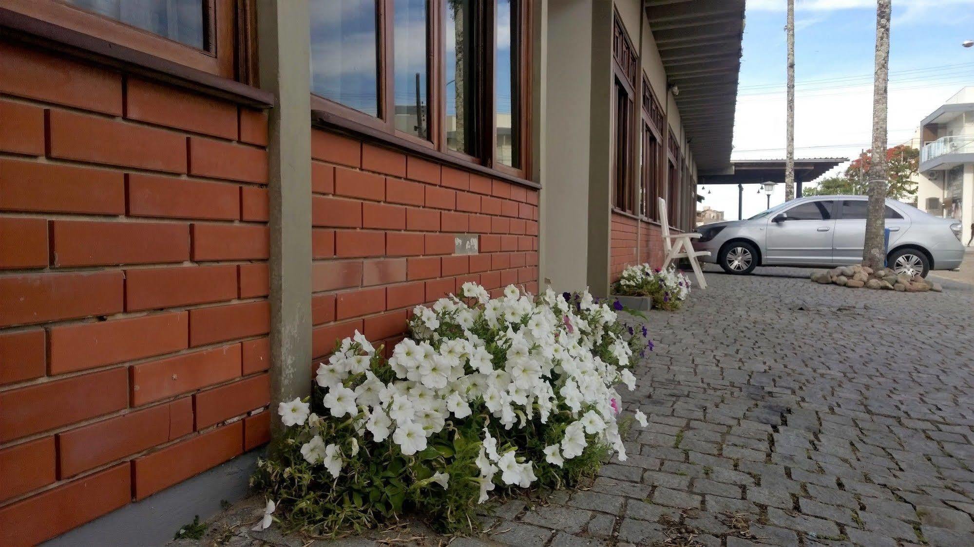 Hotel Picarras Penha  Exterior photo